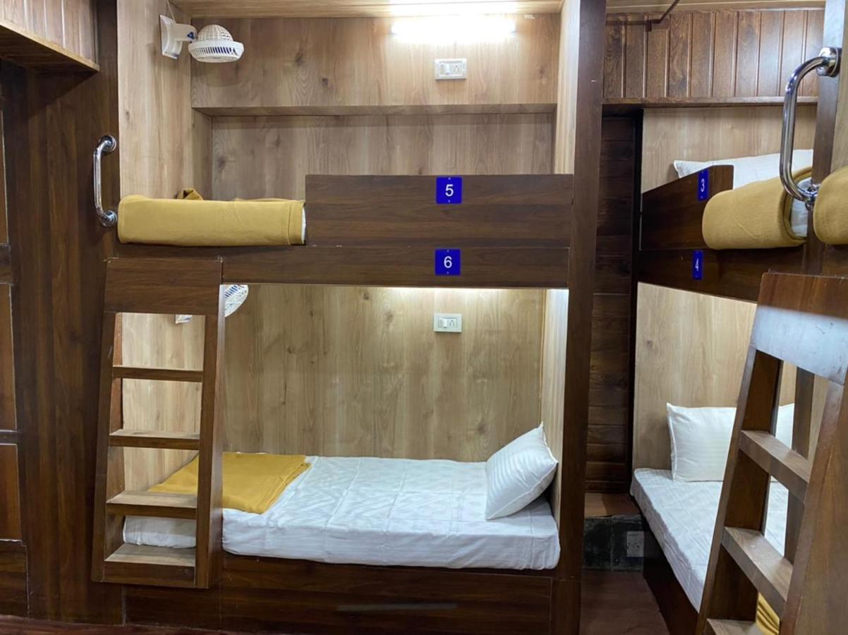 City Stay Ac Deluxe Hostel Madgaon Exterior photo